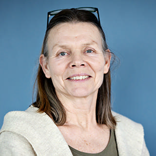 Portrætfoto af Merete Jensen - billedet er dekorativt